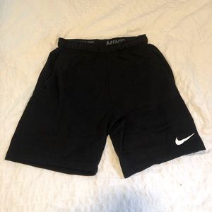 Nike Dri-FIT Training 9" Shorts